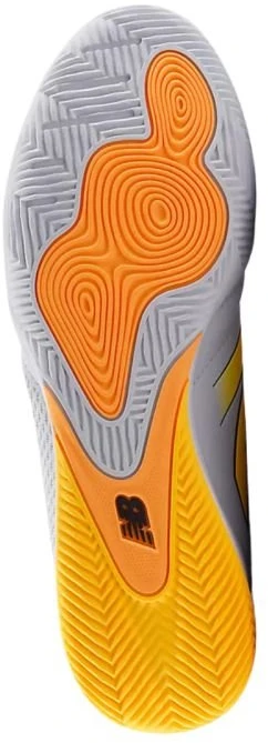 Futbolo bateliai New Balance Furon Pro V9 IN
