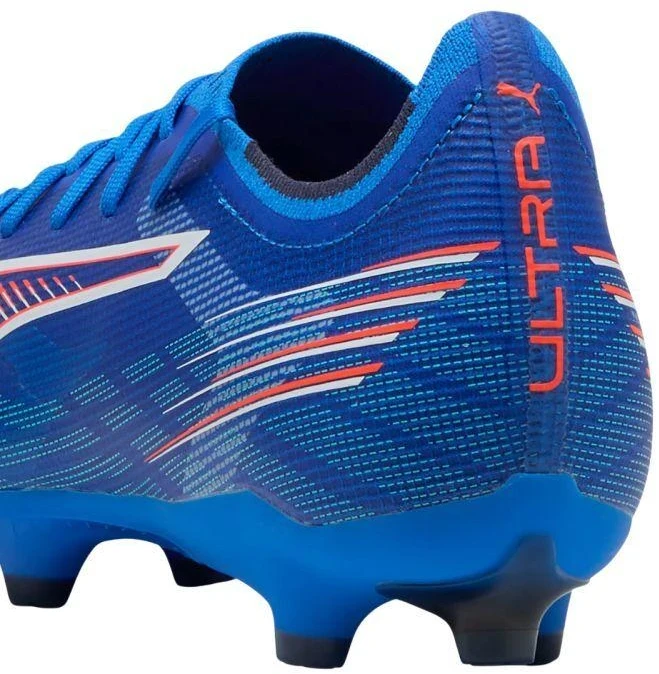 Futbolo bateliai Puma Ultra 6 Match FG/AG 108514 01