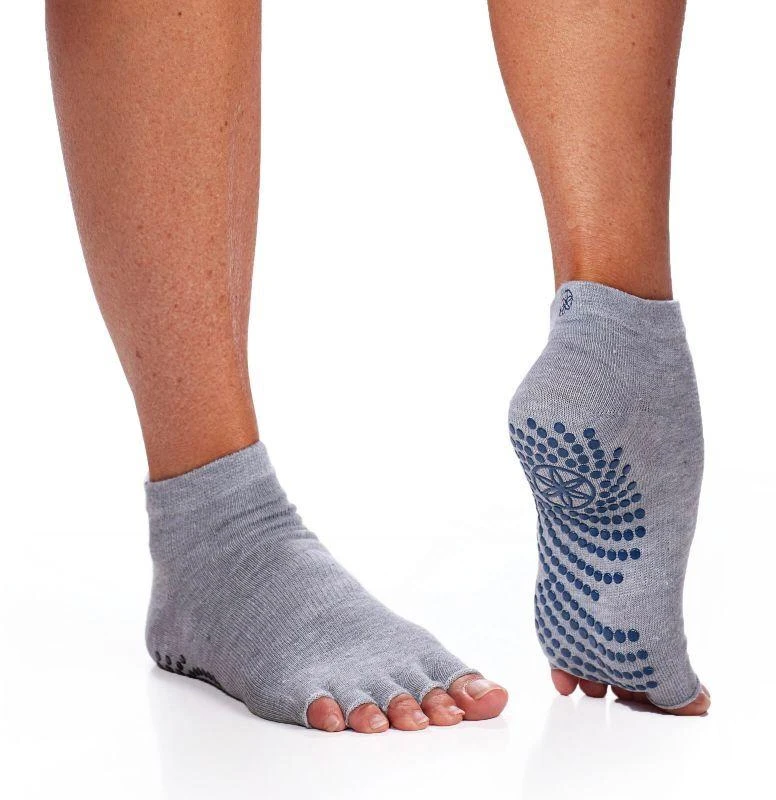 Aktivo GAIAM 63708 neslystančios kojinės be pirštų jogai