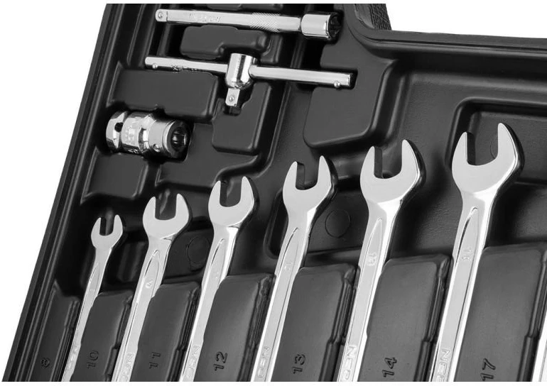 Zestaw Rinkinys 1/2", 1/4", 82 dalių CrV tipo veržliarakčių rinkinys