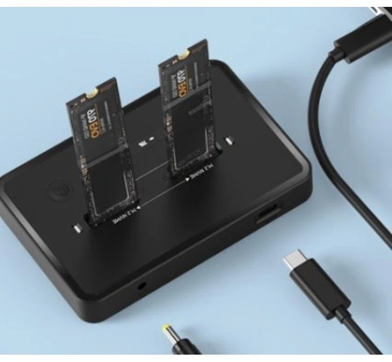 „Gembird DD2-U3M2“ darbalaukio dviejų diskų USB Type-C M.2 NVME (ir SATA) SSD prijungimo stotelė, juoda