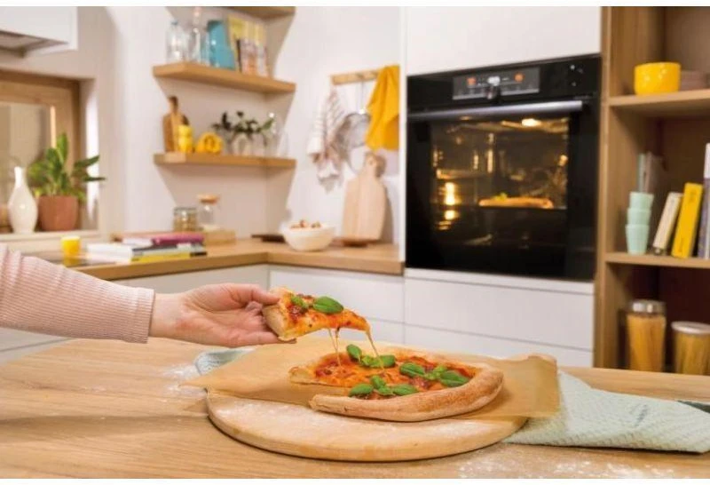 Gorenje | Orkaitė | BO6737E02BG | 77 L | Daugiafunkcis | EcoClean | Mechaninis valdymas | Konvekcija | Aukštis 59,5 cm | Plotis 59,5 cm | Juodas