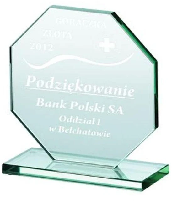 Graviruotas stiklinis trofėjus