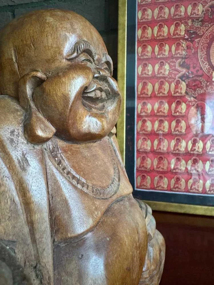 HAPPY BUDHA
