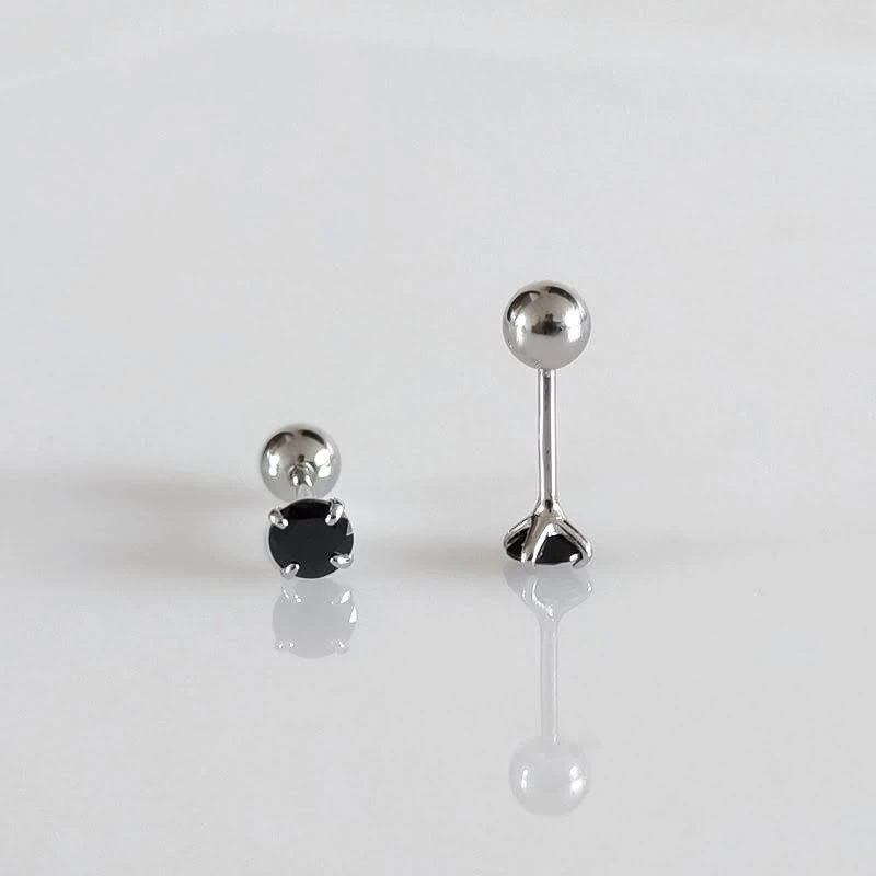 Helix auskarai Juodas 4mm