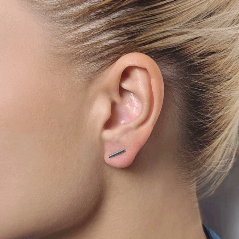 Helix auskarai Line