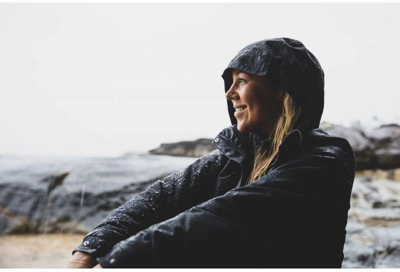 Helly Hansen Aden Striukė Moteriška 62650 990