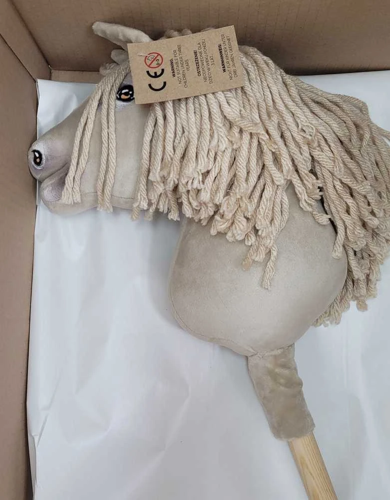Hobby Horse arkliukas cremello spalvos Super Hobby Horse Premium