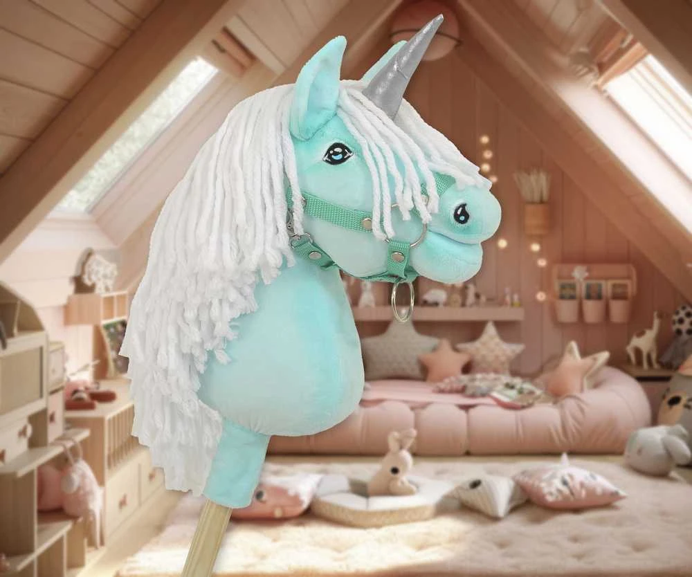 Hobby Horse vienaragis ant lazdos mėtinės spalvos su balta karčiene