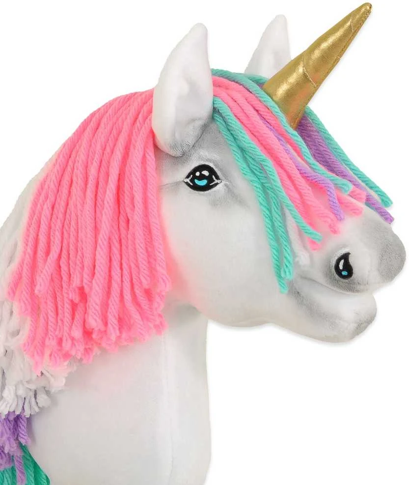 Hobby Horse vienaragis ant lazdos su spalvota karčiene ir auksiniu ragu A4
