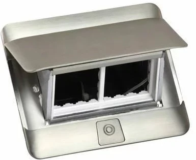 Įleidžiama modulinė dėžutė 4 mod. Legrand 654000 (metalinė, nerūdijančio plieno spalva)