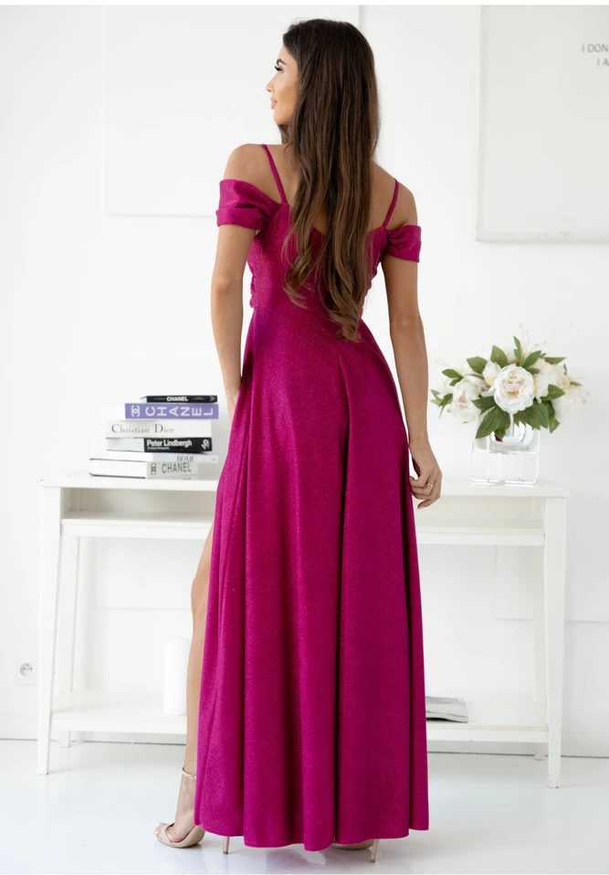 Ilga suknelė With You“ – elegantiška ir stilinga