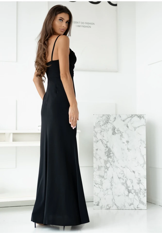 Ilga suknelė With You“ – elegantiška ir stilinga