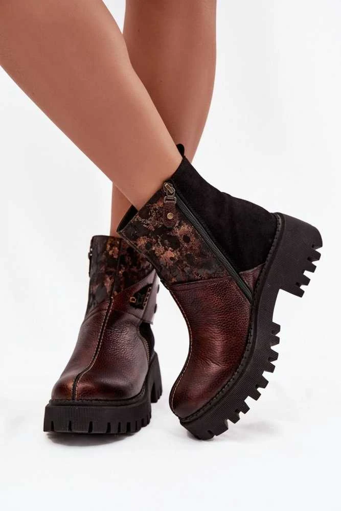 Ilgaauliai batai juodi elegantiško dizaino Step