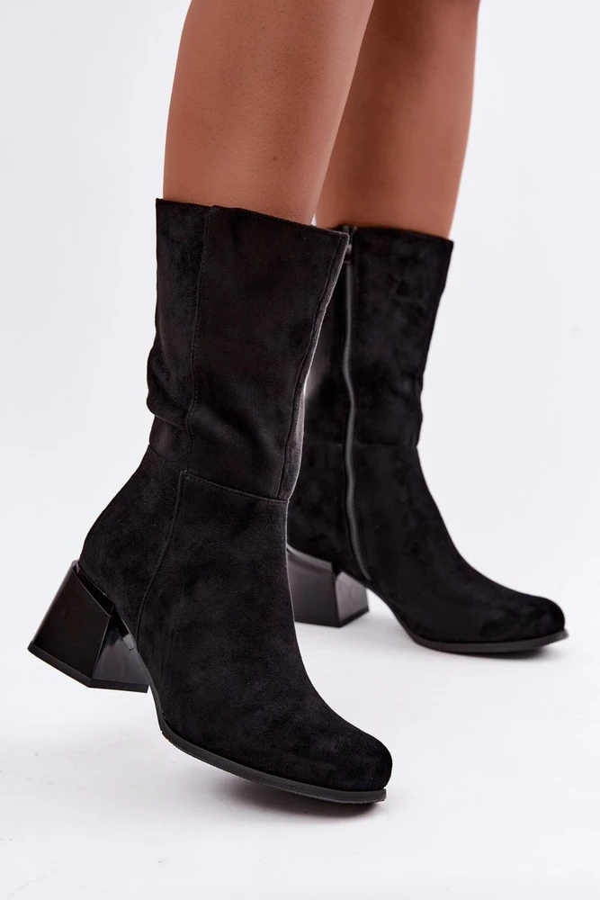 Ilgaauliai batai su stambiu kulnu, juodi