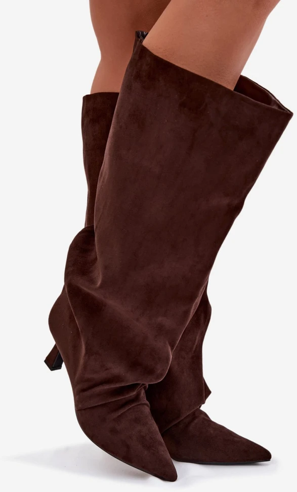 Ilgaauliai batai virš kelių su kulnu, rudi Step in style
