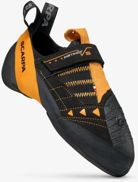 Carruzzo Instinktas prieš SCARPA batai