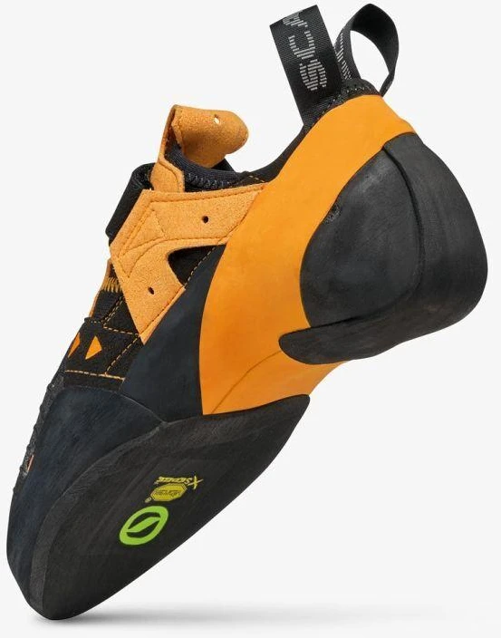 Carruzzo Instinktas prieš SCARPA batai