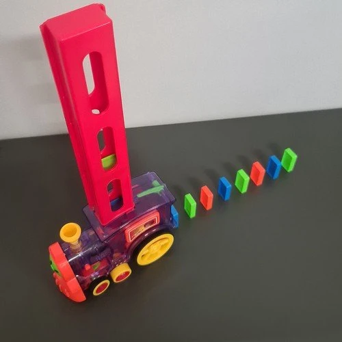 Kruzzel Interaktyvus domino traukinys su LED apšvietimu