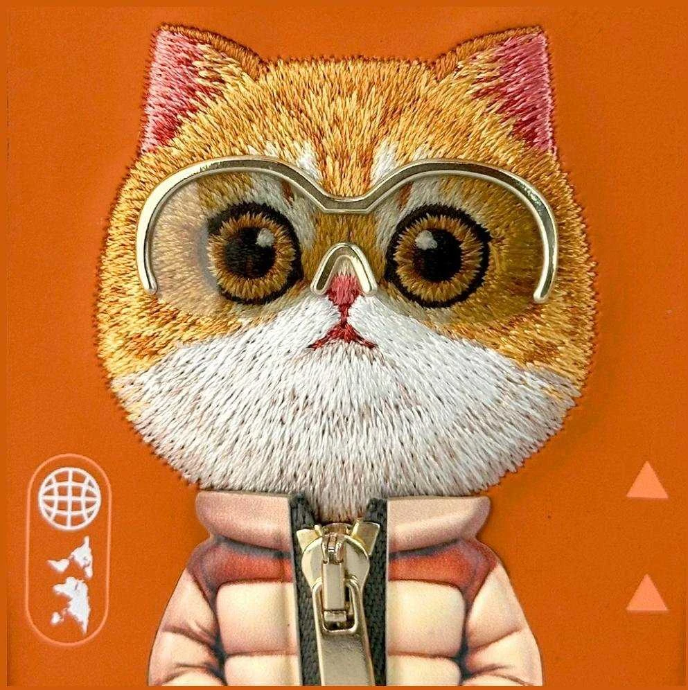 „Nimmy Cool&Cute 2.0“ katės dėklas, skirtas „iPhone 17 Pro“ – oranžinis