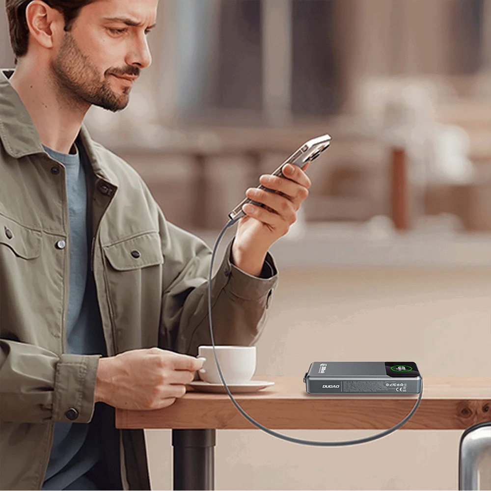 Dudao K31 Pro 45W 20000mAh išorinė baterija su įmontuotu ištraukiamu USB-C laidu – pilkos spalvos