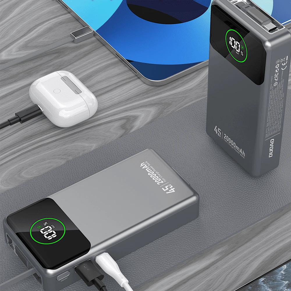 Dudao K31 Pro 45W 20000mAh išorinė baterija su įmontuotu ištraukiamu USB-C laidu – pilkos spalvos