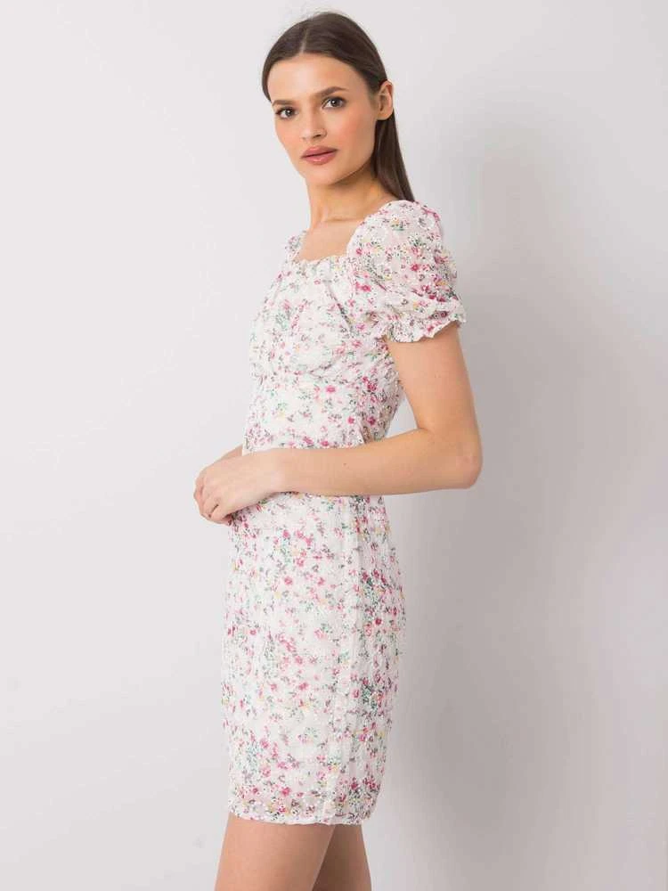 Įvairiaspalvė suknelė