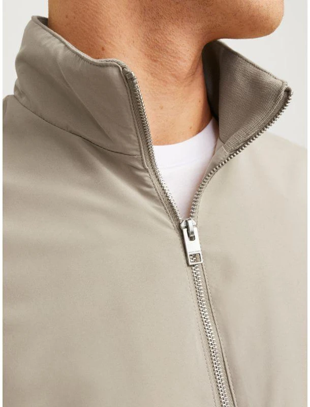 Jack&Jones striukė bomberis JJERUSH HARRINGTON BOMBER NOOS 12204277 CROCKERY