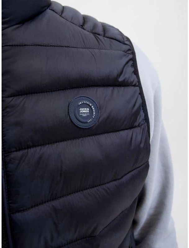 Jack&Jones vyriška liemenė JJEBRADLEY LIGHT BODYWARMER COLLAR NOO 12280973 JUODA