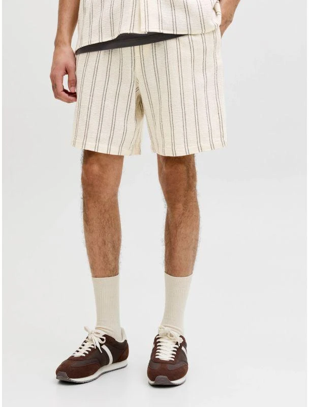 Jack&Jones vyriški dryžuoti šortai JPSTJAIDEN COBA STRIPE JOG SHORTS REG SN 12274413 Antique Baltas Stripes