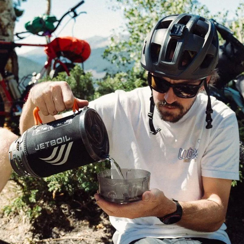 Jetboil Flash 1,8 l itin greito vandens užvirinimo sistema su dujų balionu