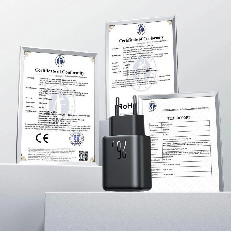 Dėklas Joyroom JR-TCF13 USB-C / USB-A 25W SFC / PPS / PD įkroviklis - juodas
