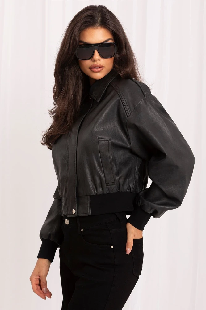 Juoda dirbtinės odos bomber striukė Italy Moda