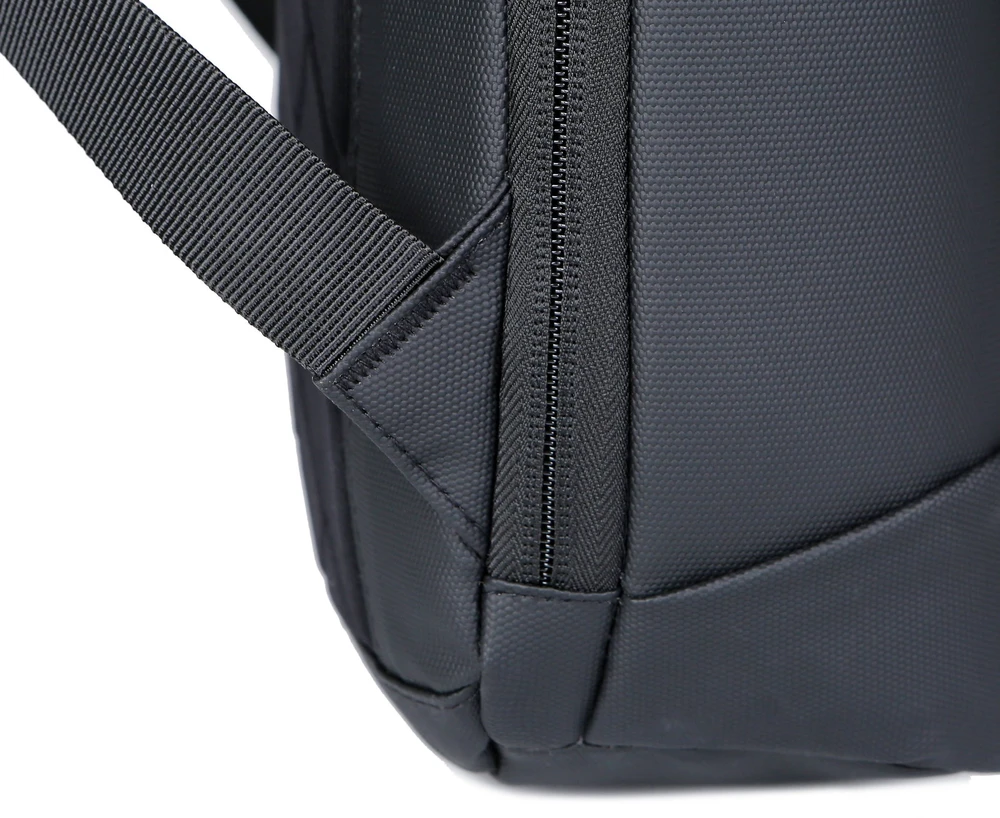 Sponge Thinbag Kuprinė, 15,6", Juoda