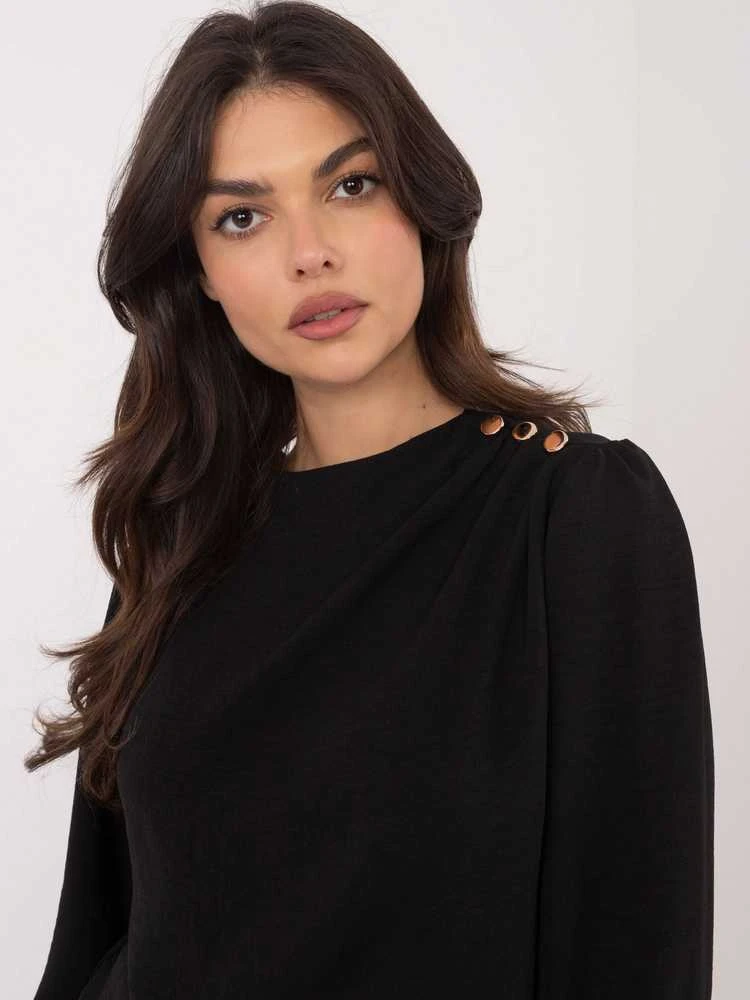 Juoda palaidinė