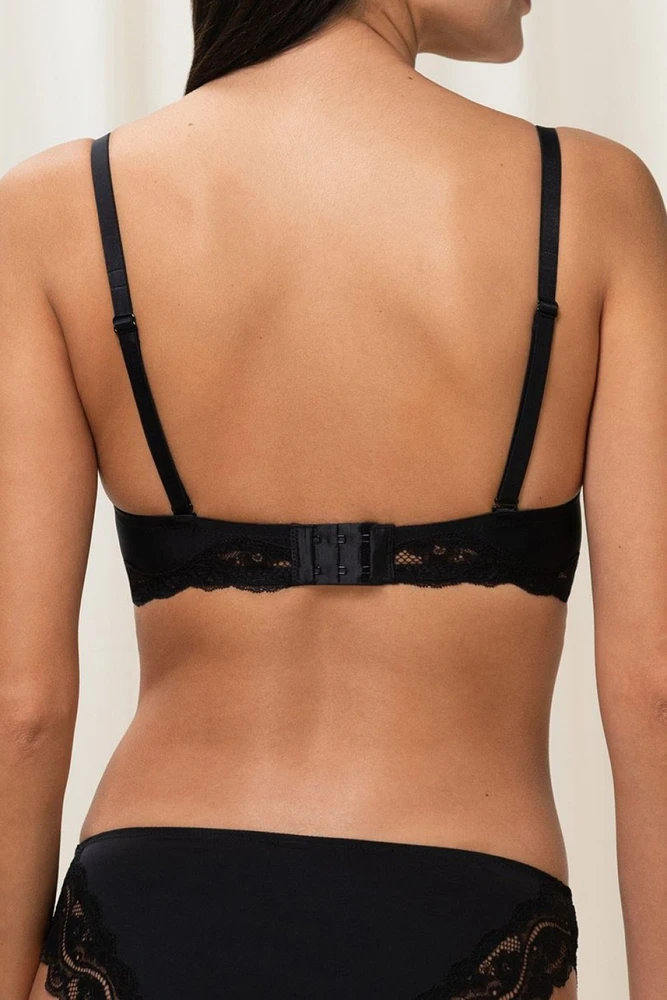 Juoda push-up liemenėlė Triumph
