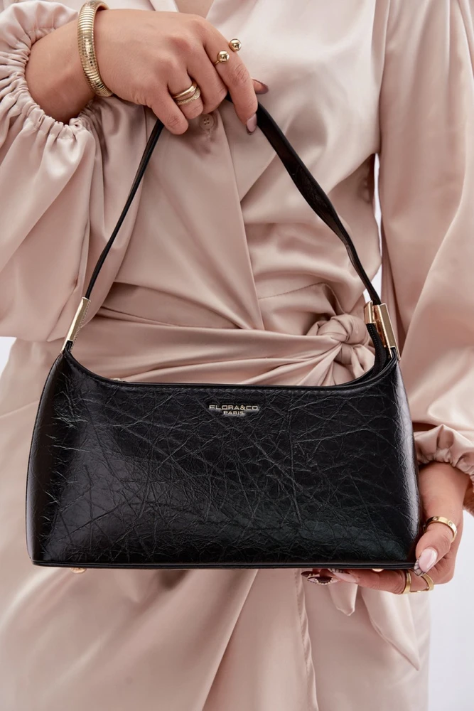 Juoda rankinė per petį Flora & Co Paris