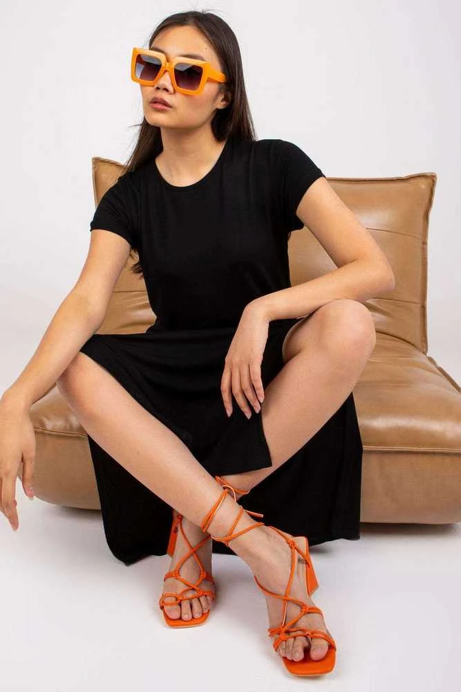 Juoda suknelė