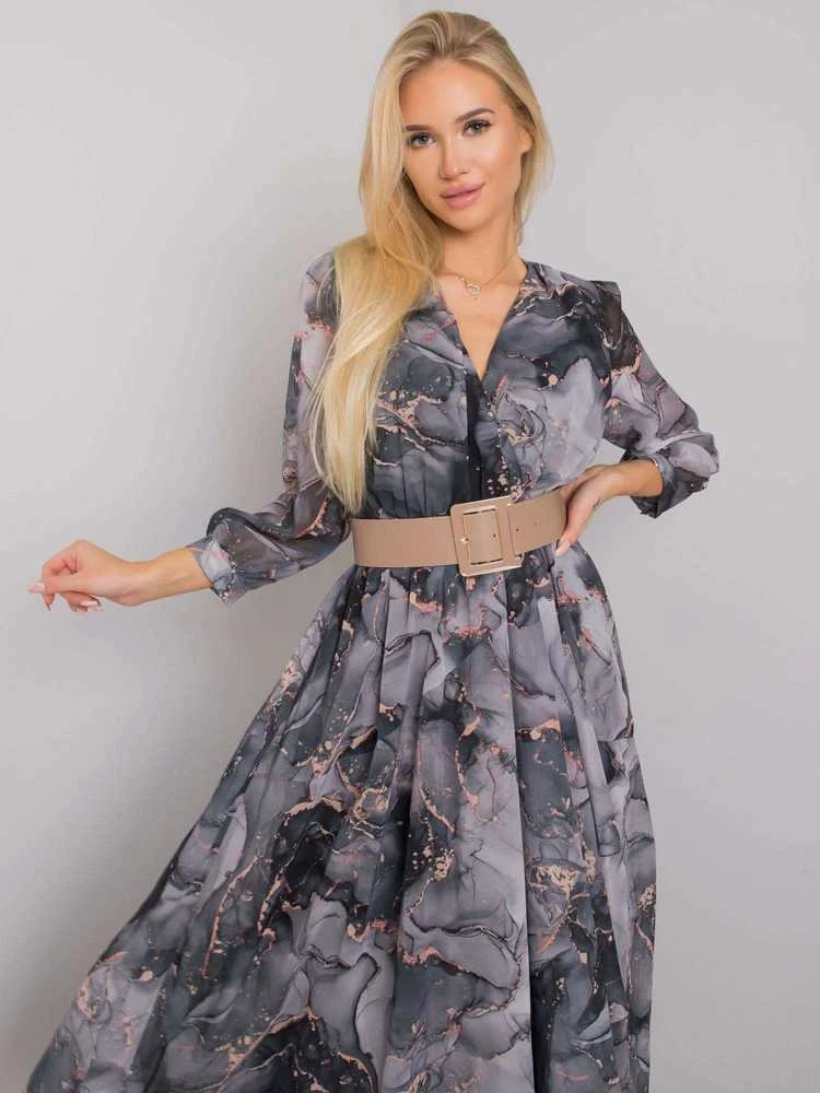 Juoda suknelė