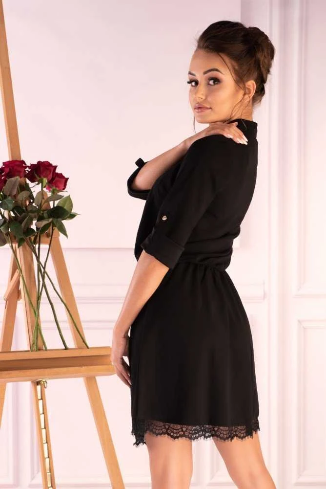 Juoda suknelė