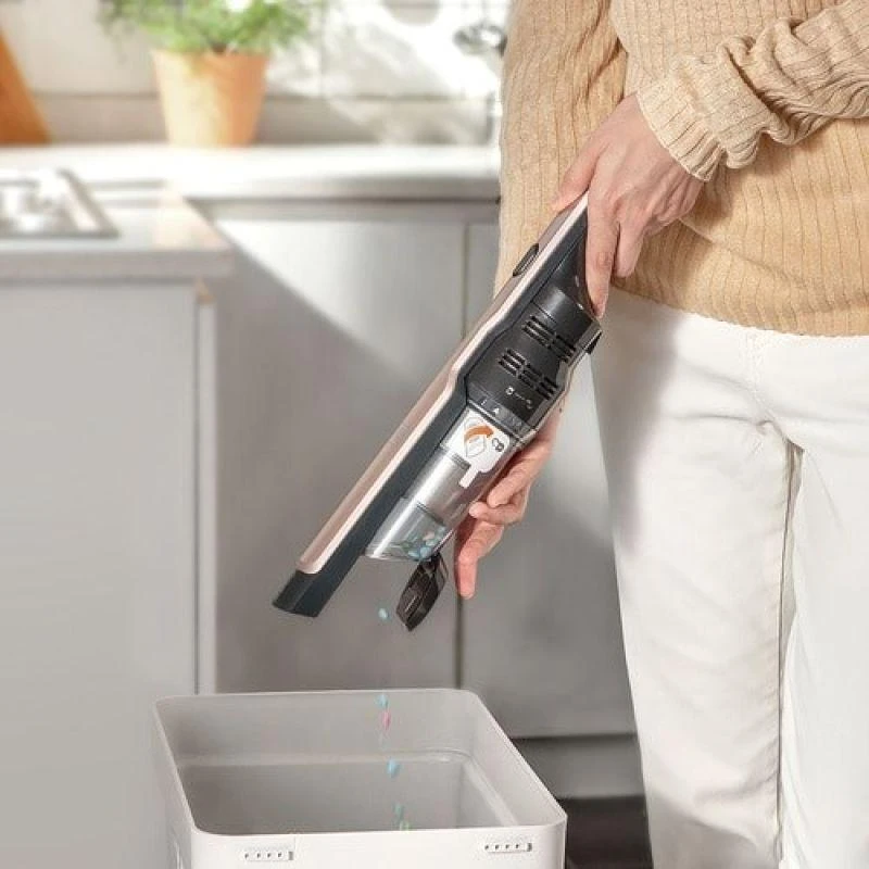 Dulkių siurblys Black & Decker Juodas & Decker Akumuliatorinis siurblys Juodas & Decker DVC320BRG-QW; 12 V; 2x2,0 Ah akum.+ pakrovėjas
