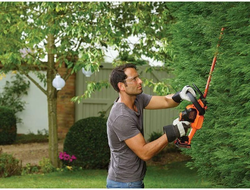 Black & Decker Juodas & Decker Akumuliatorinės gyvatvorių žirklės GTC18452PC 18V 2Ah 45 cm, Juodas & Decker