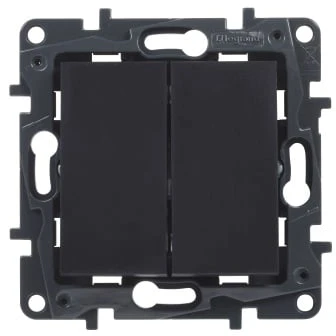 Juodas jungiklis Niloe Step Legrand 863505