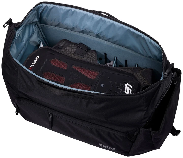 Juodas Thule Roundtrip 70L MTB krepšys