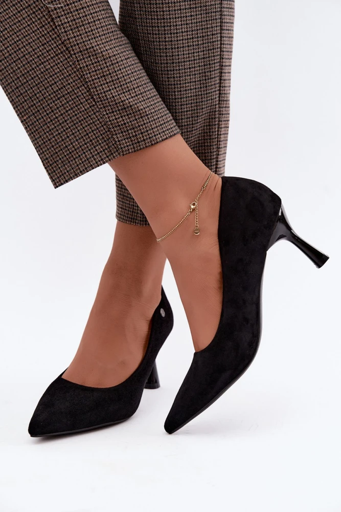 Juodi aukštakulniai bateliai Step in style