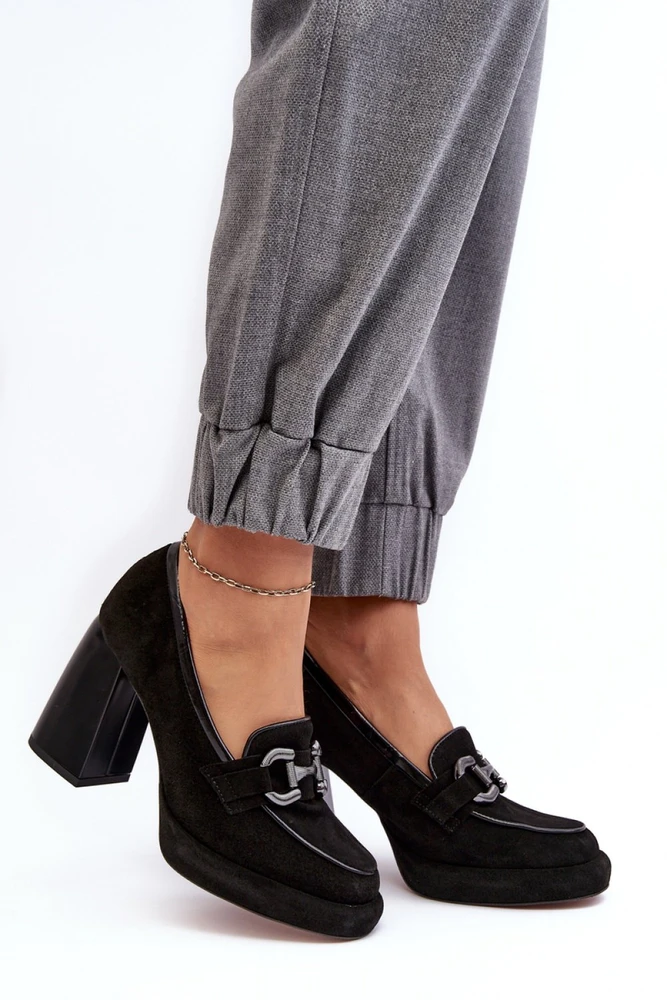 Juodi aukštakulniai bateliai su sagtimi Step in style
