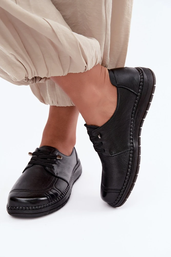 Juodi aulinukai Step in style