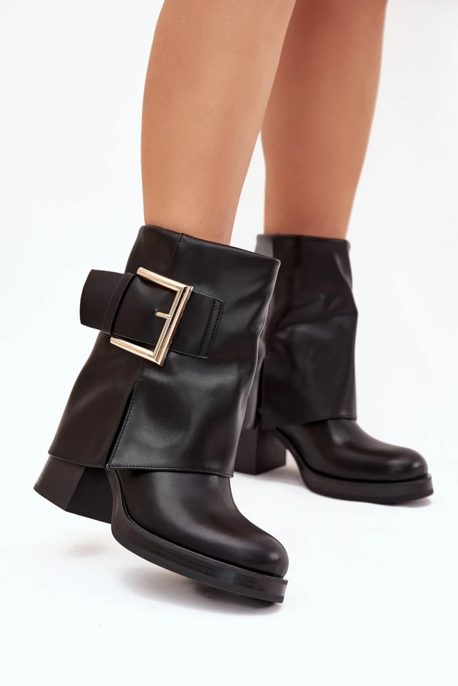 Juodi aulinukai su kulnu ir dekoratyvine sagtimi Step in style