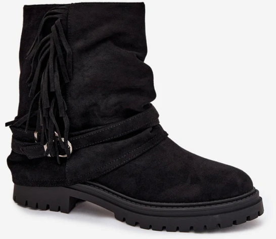 Juodi aulinukai su kutais ir sagtimis Step in style