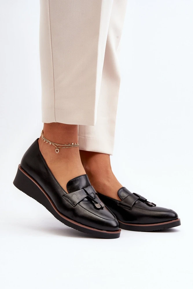 Juodi aulinukai su kutais Step in style